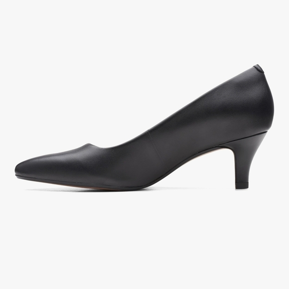 Classic Black Women's Pumps - Picture 5 of 16
